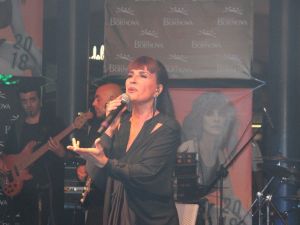 Forum Bornova Ayşegül Aldinç ile coştu