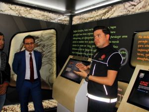 Narkotik Tır’ına yoğun ilgi