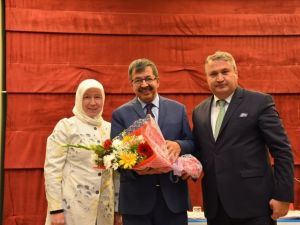 Hayati İnanç, insan ve Allah sevgisini anlattı