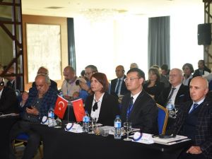 Türk ve Çinli iş adamları İstanbul’da buluştu