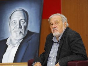 Prof. Dr. İlber Ortaylı öğrencilerle buluştu