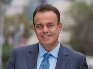 UiPath, Tansu Yeğen önderliğinde Türkiye faaliyetlerine başladı