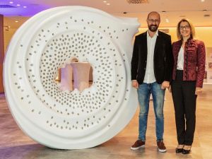 Allianz Türkiye Kampüs’e ‘Bir İz’ heykeli