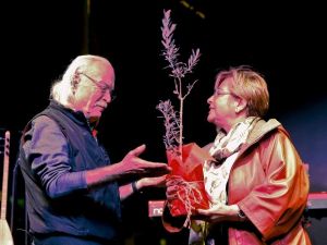 Konak’ta Cumhuriyet coşkusu şölene dönüştü