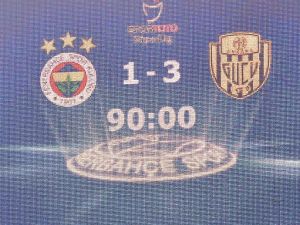 Ankaragücü’nden galibiyet pozu