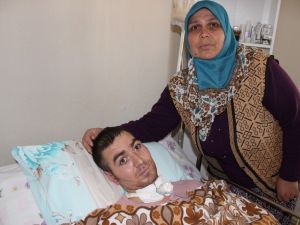 Kaza sonrası yatalak kalan gencin tek umudu GATA