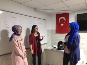 Şaphane’de İngilizce Kursu