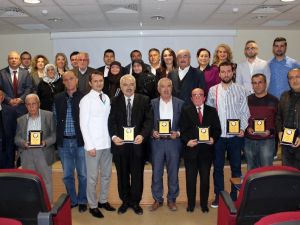 Acıpayam’da hayırseverlerden hastaneye 700 bin lira yardım