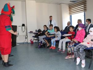 Büyükşehir lösemili çocuklara moral oldu