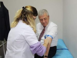 İl Sağlık Müdürü Yavuzyılmaz, aile hekimine check-up yaptırdı