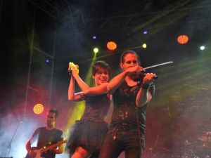 Dörtyol’da Aydilge konseri