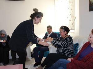 Veliler ev ortamında ağırlanıyor