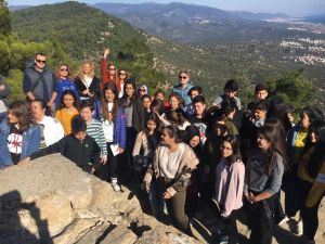 Derste öğrendikleri bilgileri yerinde görerek pekiştirdiler