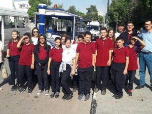 Lefkoşa’nın tarihi sokaklarını gezdiler