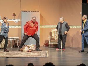 Şehir Tiyatrosu ‘Entrikalı Dolap Komedyası’nı seyirciyle buluşturuyor