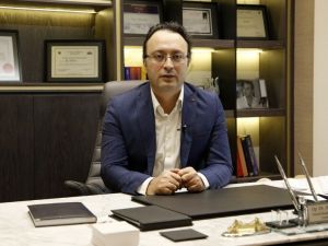 Sivilce ve akne izleri gençlerde psikolojik travmaya sebep oluyor