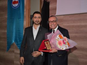 Prof. Dr. Konrot’tan Alaşehir’de disleksi semineri