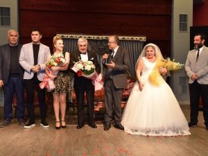 Manisalılar ‘İkinci Bahar’ ile güldü