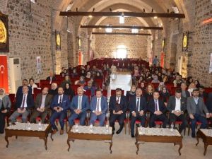 İmam hatiplilere ’Hayatı bilgece yaşamak’ semineri