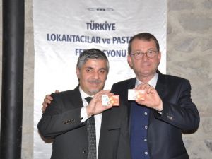 Yerli ve milli yemek kartı ‘Yemekmatik’ İzmir’de tanıtıldı