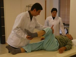 “Yaşlılıkta da genç kalmak isteyen egzersizden vazgeçmesin”