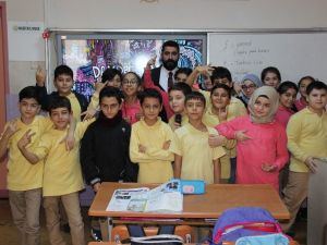 İngilizceyi rap yaparak öğreniyorlar