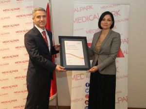 Medical Park İzmir’e büyük onur
