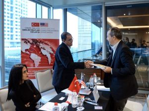 Malezyalı 50 firma, Türk firmaları ile görüştü