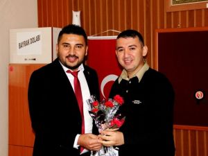 AK Parti’li gençler öğretmenleri unutmadı