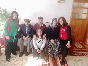 Şehit öğretmen ailelerine anlamlı ziyaret