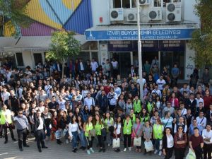 "Yüzünüz hep böyle gülsün"