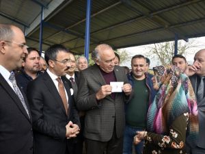 Genç çiftçi desteği sahiplerini buldu