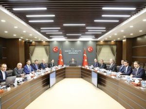 Hazine ve Maliye Bakanlığı: "Para ve maliye politikalarında sıkı duruşa devam edilecek"