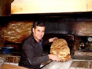 Sarıgöl’de somun ekmeği geleneği yaşatılıyor