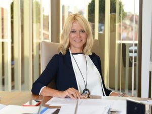 Prof. Dr. Neşe Kavak’a, ’Best Quality Leadership Award 2018’ ödülü