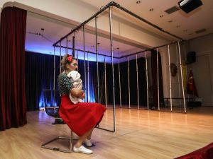 Işıltılı haşereler Buca’da sahnelendi