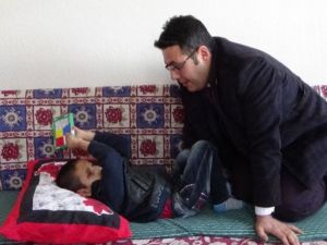 Görme engelli öğrenciye evde eğitim