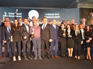İstanbul Ekonomi Zirvesi Altın Değerler Ödülleri sahiplerini buldu