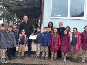 Öğrenciler sigarayı bırakanları ödüllendirdi