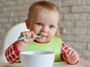 Bebeklerde erken ek gıda, besin alerjisine neden olabilir”