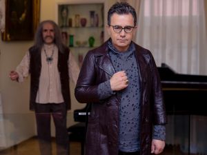 Rockçı başhekim Tayfun Hancılar’dan Barış Manço şarkısı