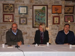 Kuşadası’nda “ Yazarlar Buluşuyor “ isimli söyleşi yapıldı