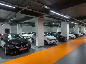 İkinci el araçta uygun fiyattan önce eş dost geliyor
