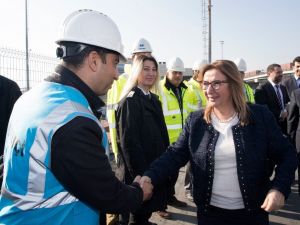 Ticaret Bakanı Pekcan, Ambarlı Gümrük Müdürlüğü’nü ziyaret etti