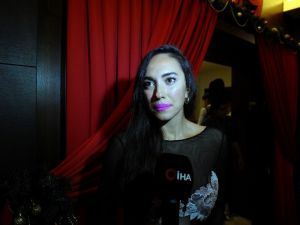 Oyuncu Duygu Sarışın: "‘Ufak Tefek Cinayetler zamanında bitti"