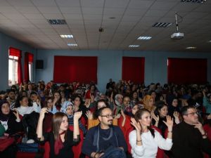Üniversite öğrencilerine “Motivasyon ve Stres Yönetimi“ Semineri