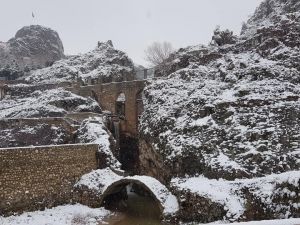 Eskigediz’de ’beyaz’ güzellik