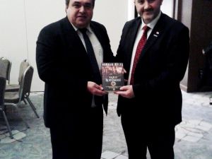 Keleş kitabını MÜSİAD Genel Başkanına sundu