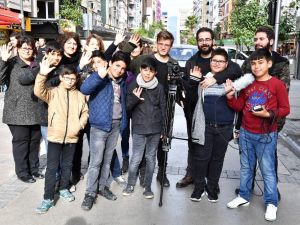 Gençler, mahallede film çekti