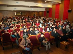 Ressam İlhami Atalay: “Sanatsızlık, cahillikle ikiz kardeştir”